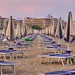 Modern Flat With Amazing View On The Daire Bibione
